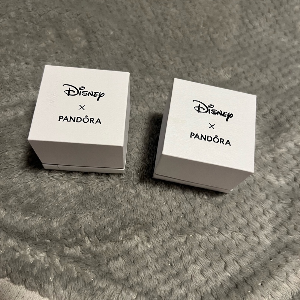 Pandora x Disney White Jewelry Boxes